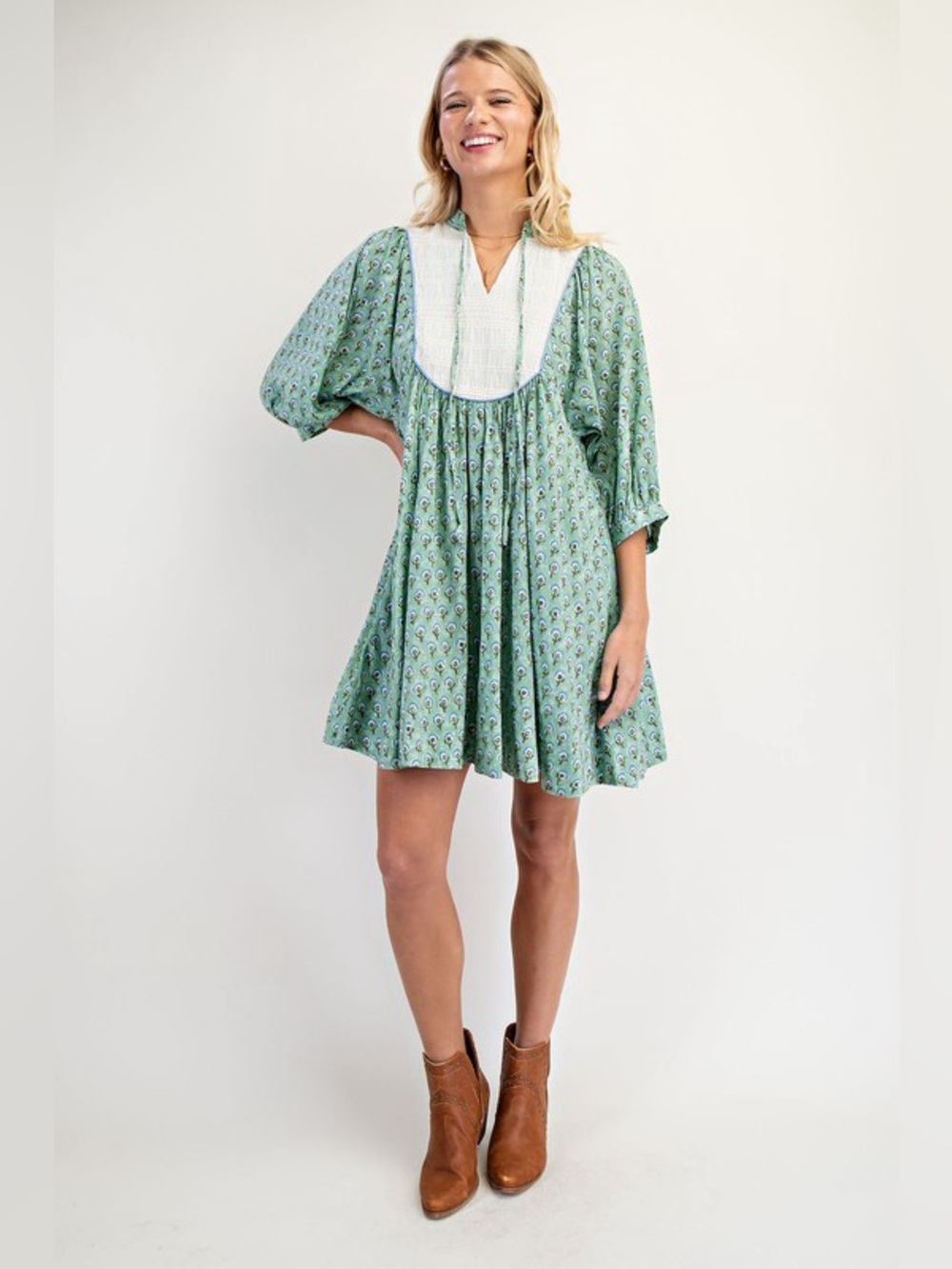 💚 3720. Women’s Green Floral Babydoll Tie Front Dress